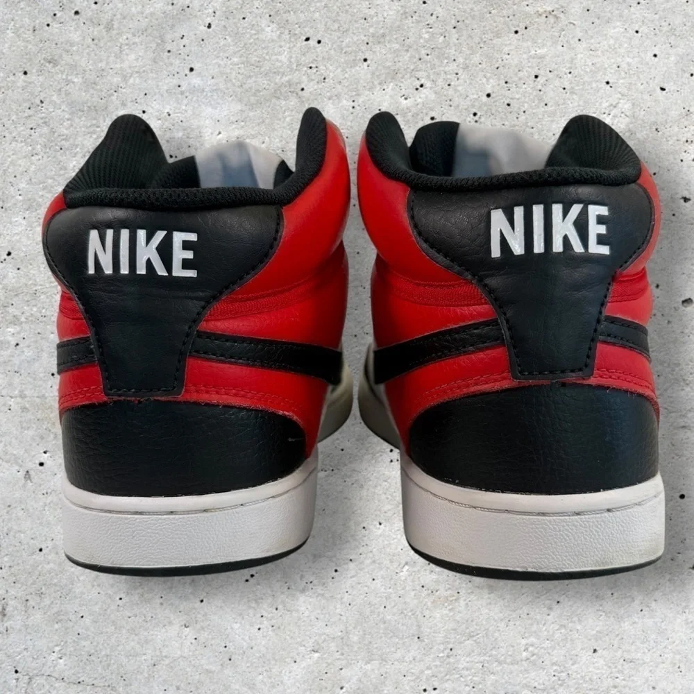 Men’s Nike Court Vision Mid size 12